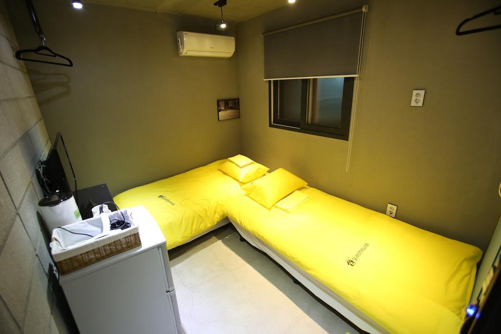 24 Guesthouse Garosugil - Gangnam Seúl Habitación foto
